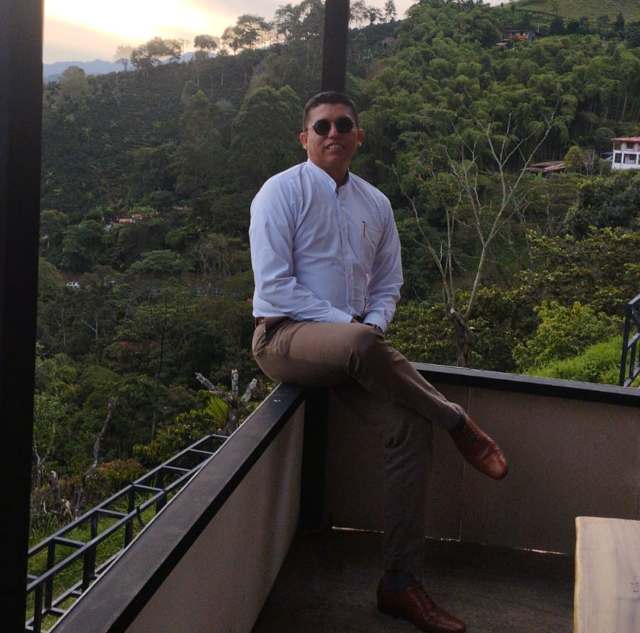 Lewis Lopez - Arquitecto de Software Senior